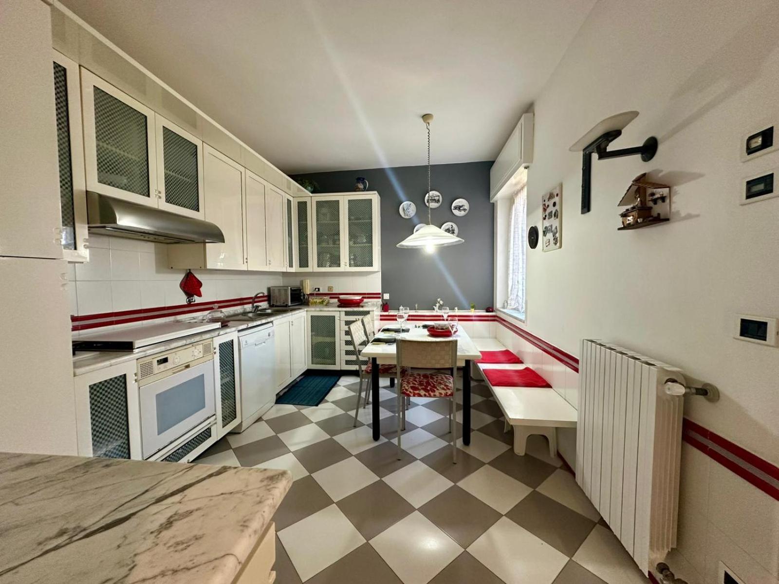 Villa Marcellina - Piazza San Giovanni, Giardino Privato, Jacuzzi E Barbecue لوانو المظهر الخارجي الصورة